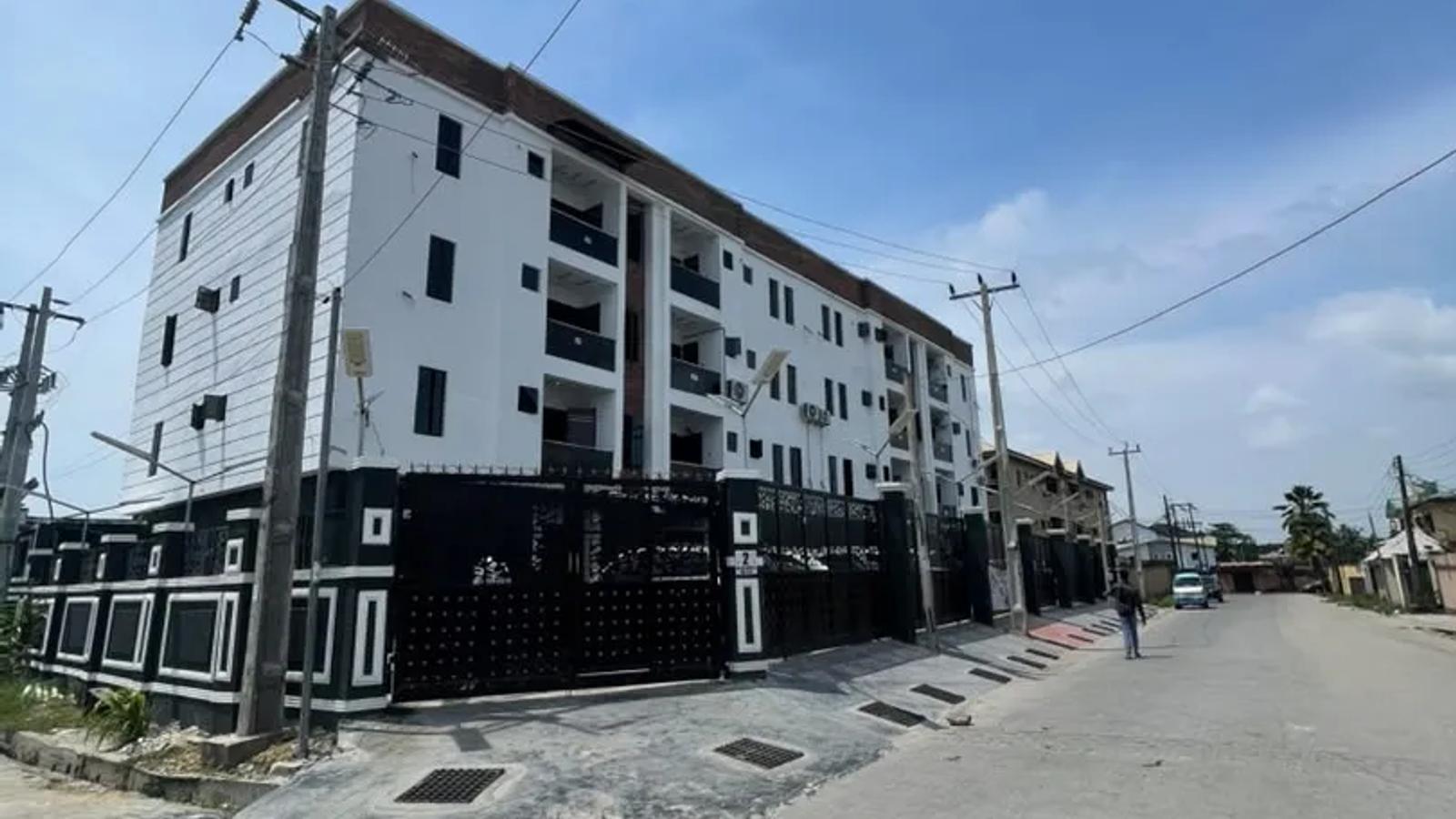 2 BEDROOM APARTMENT