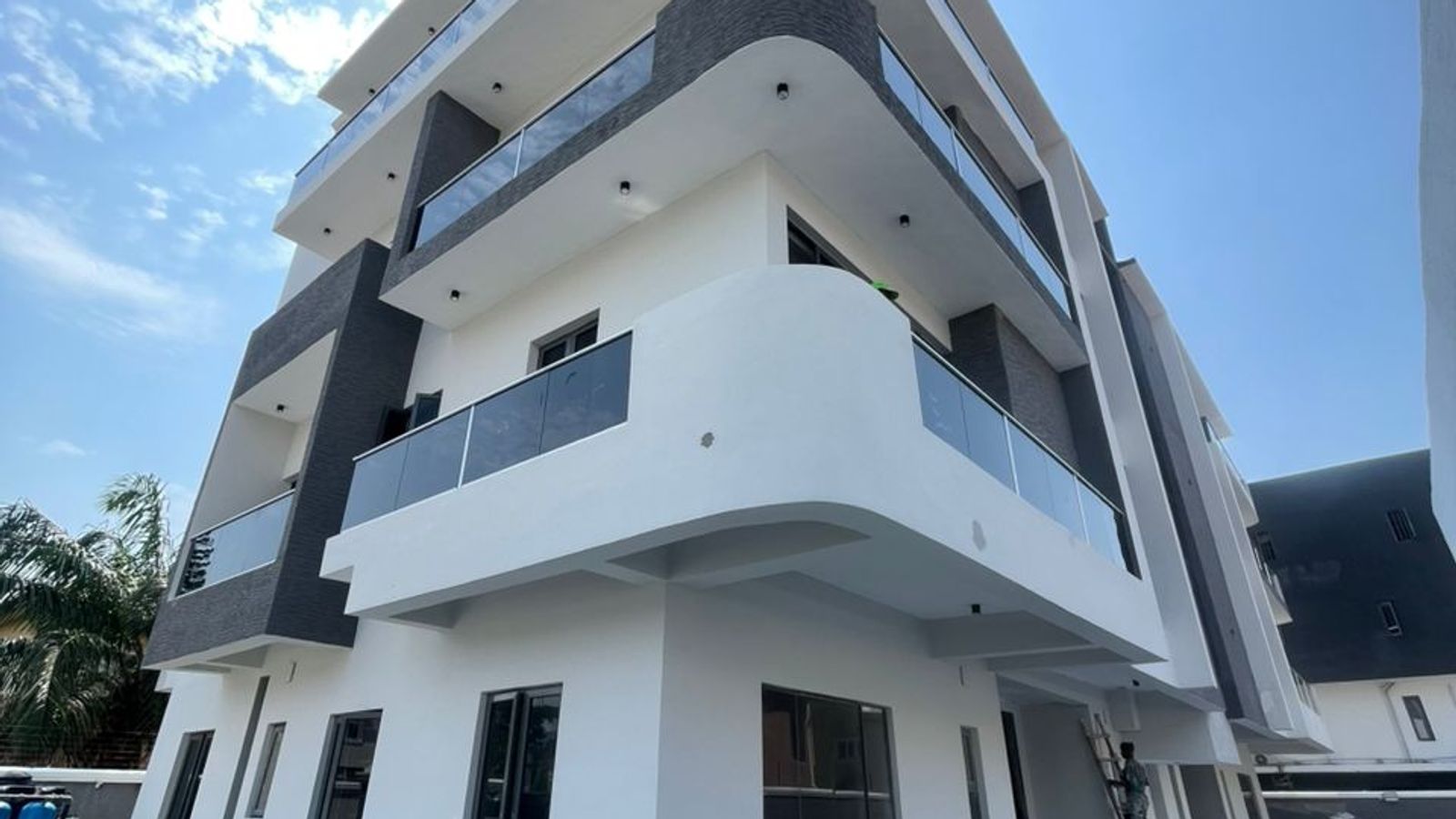 3 Bedroom Apartment