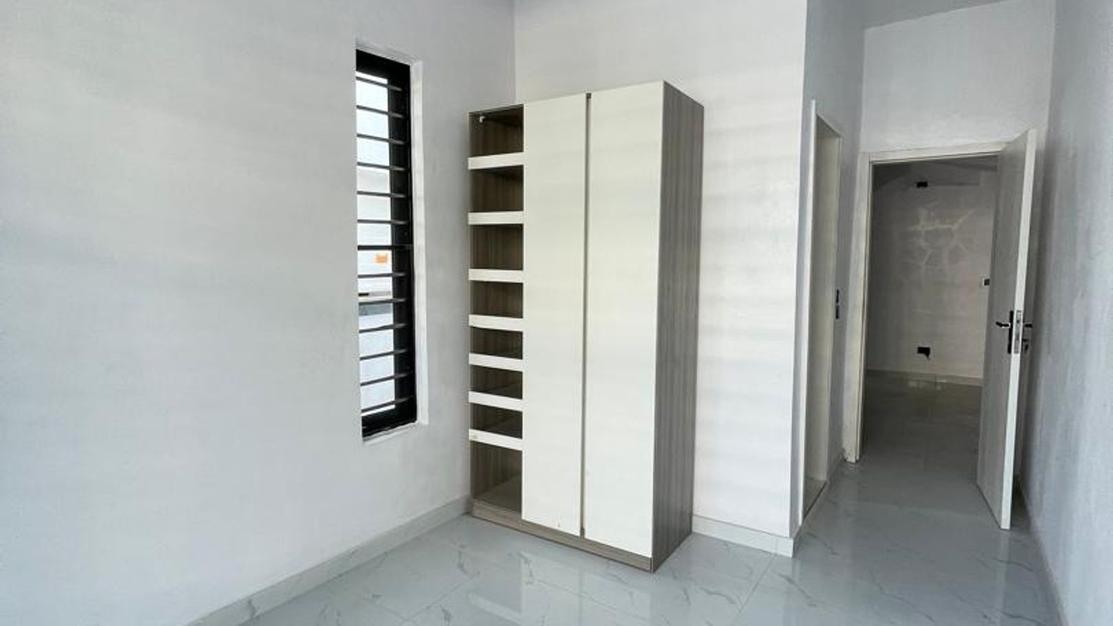 5 Bedroom Fully Detached Duplex