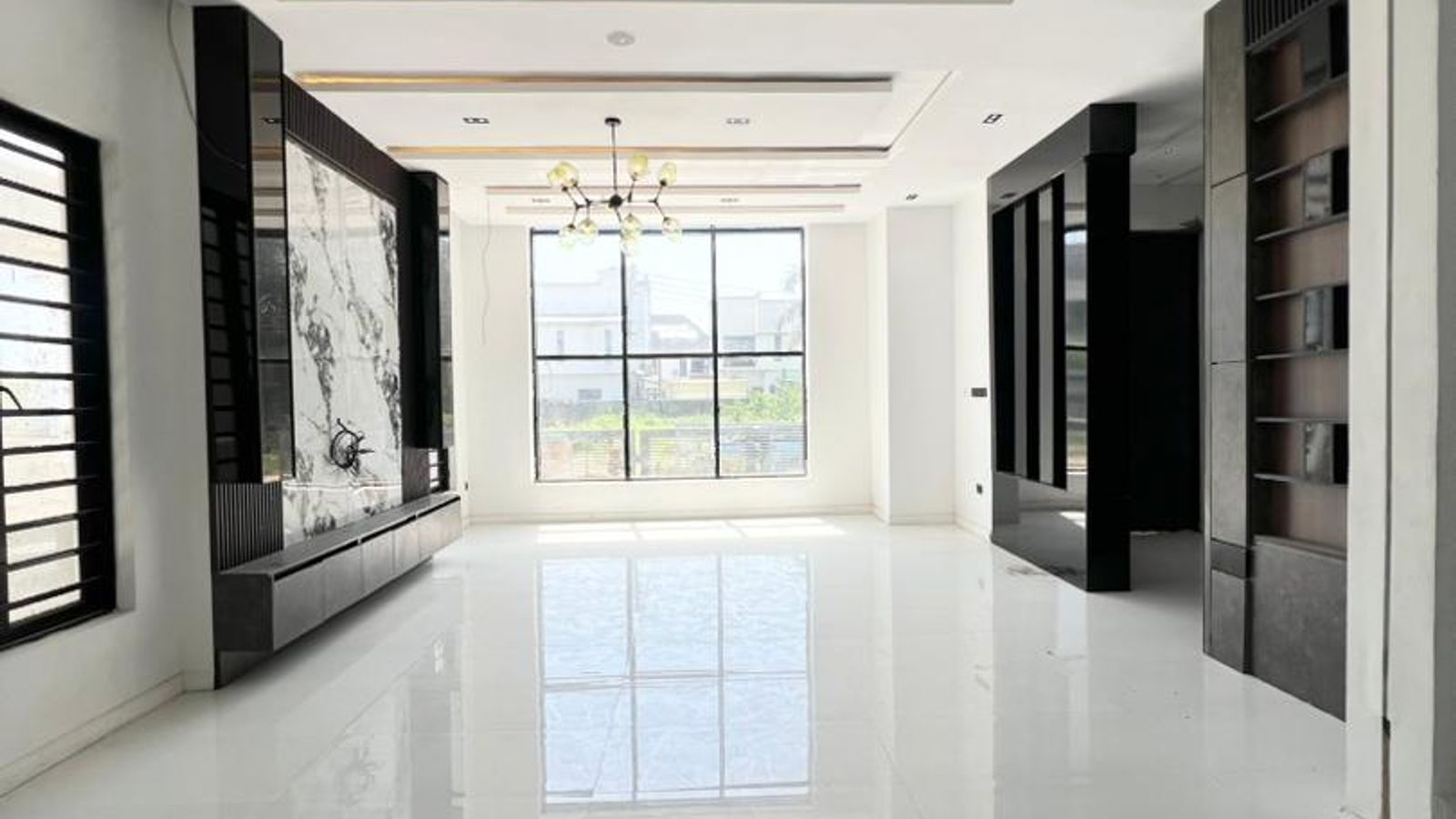 5 Bedroom Fully Detached Duplex