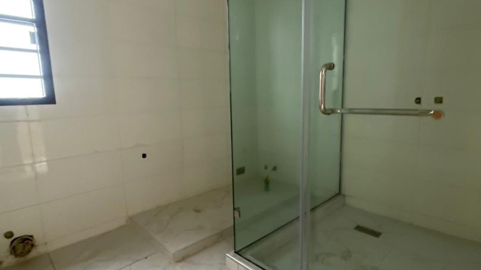 5 Bedroom Semi Detached Duplex