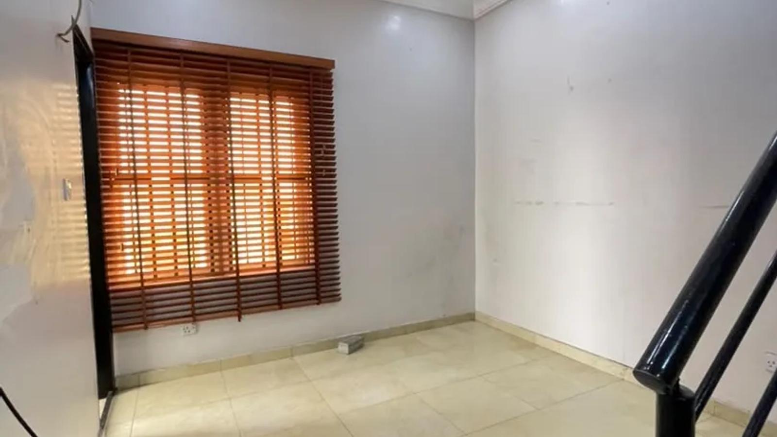 5 Bedroom Terrace Duplex