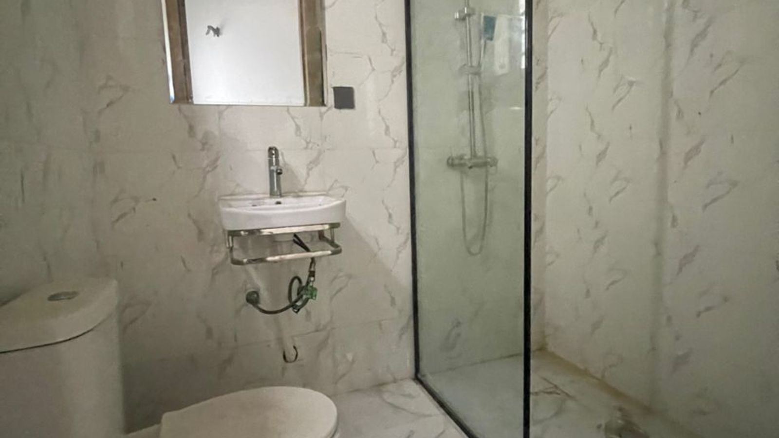 5 Bedroom Fully Detached Duplex