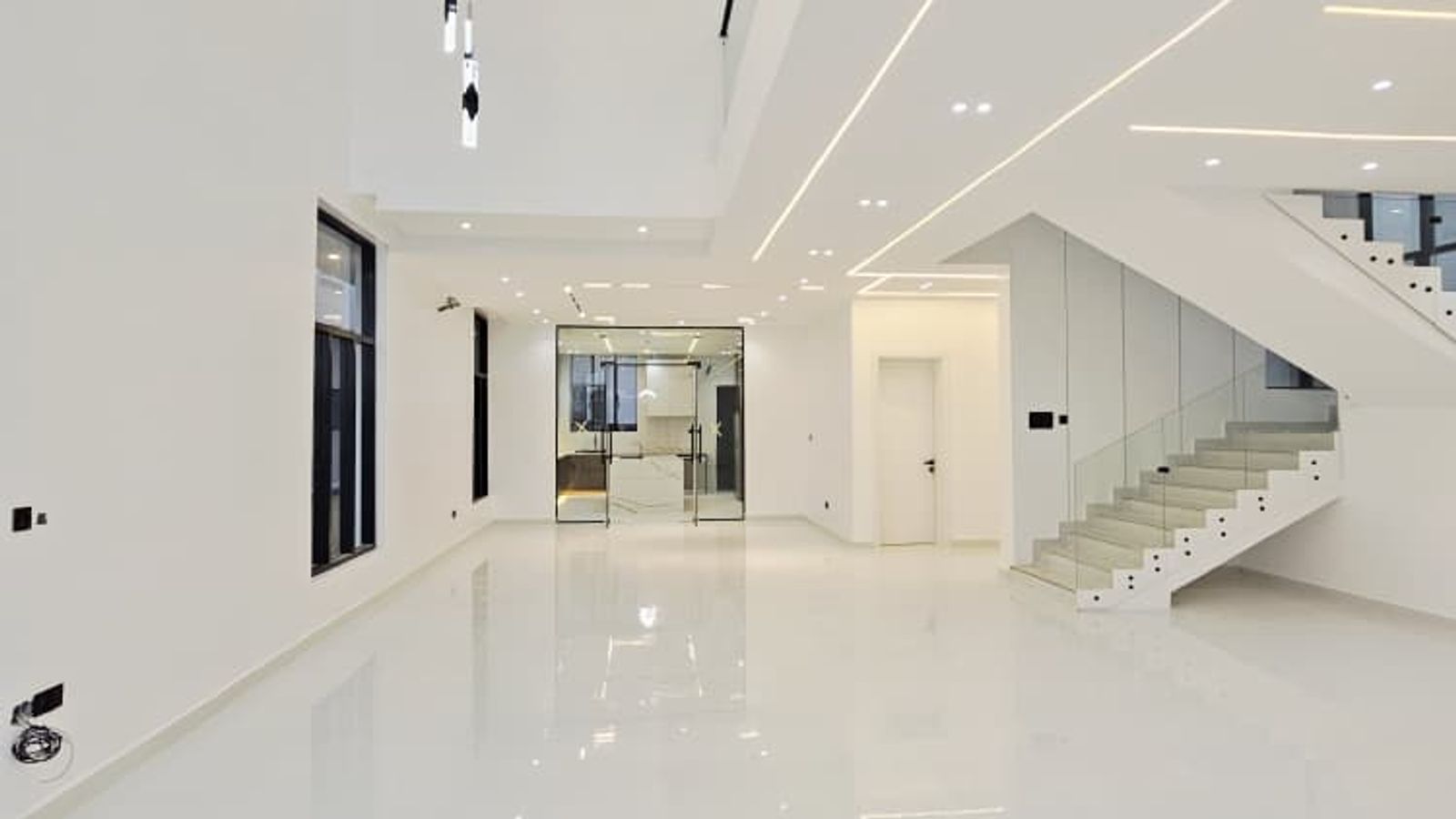 5 Bedroom Fully Detached Duplex