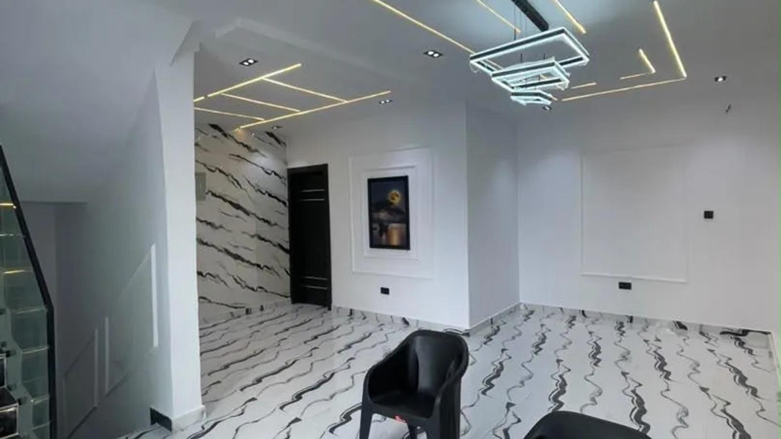 4 BEDROOM SEMI-DETACHED DUPLEX WITH BQ