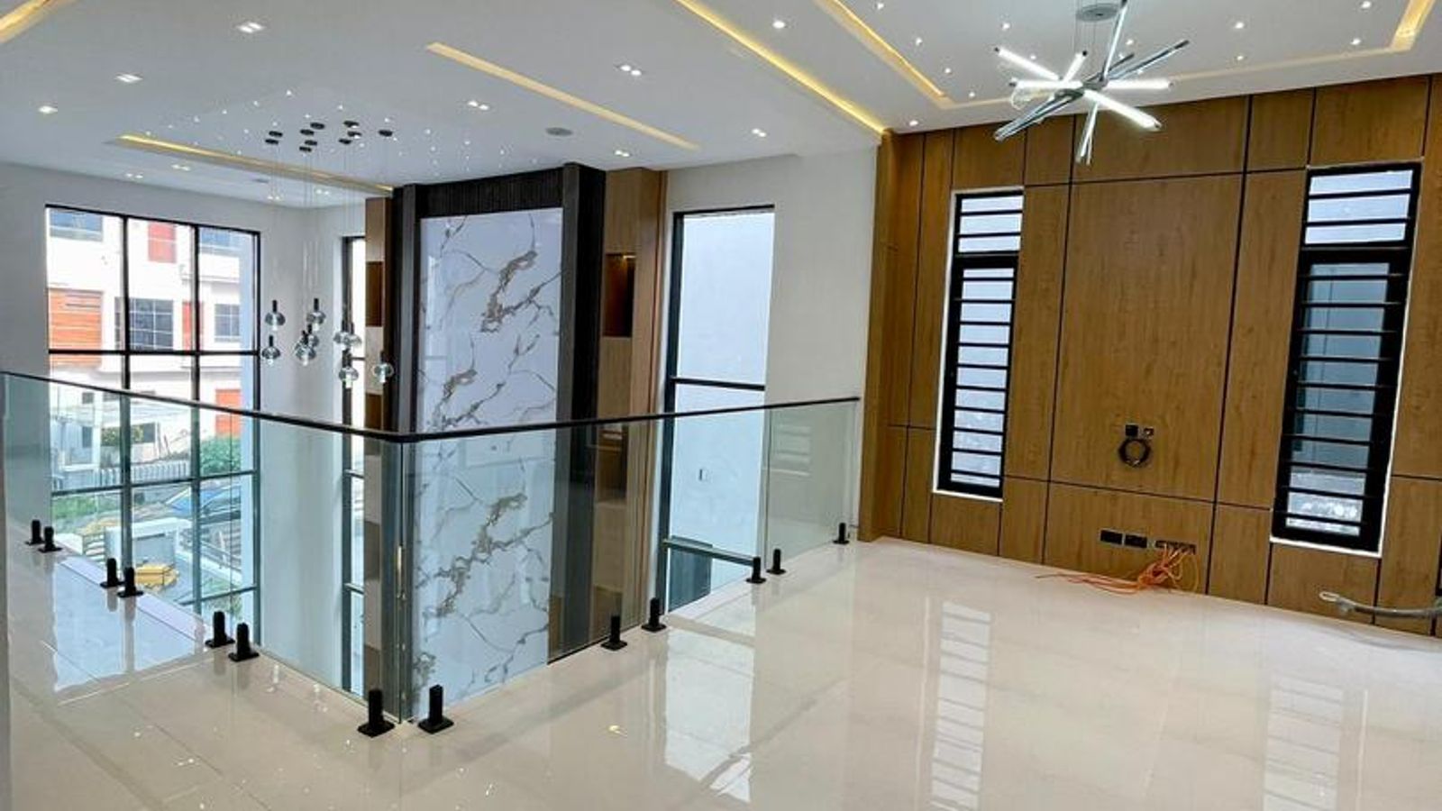 5 Bedroom