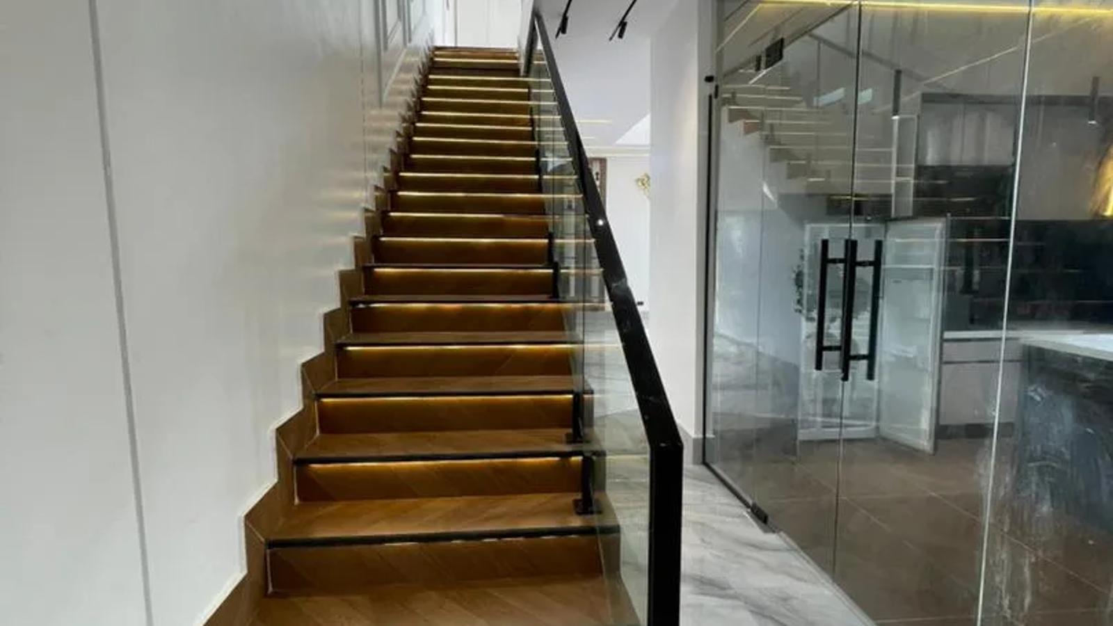 5 Bedroom Semi Detached Duplex
