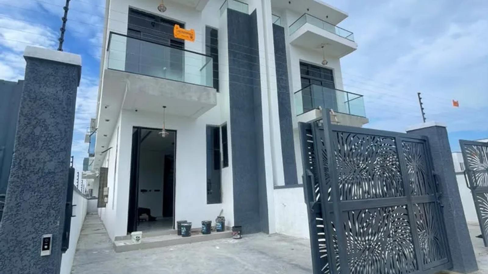 4 Bedroom Semi Detached Duplex