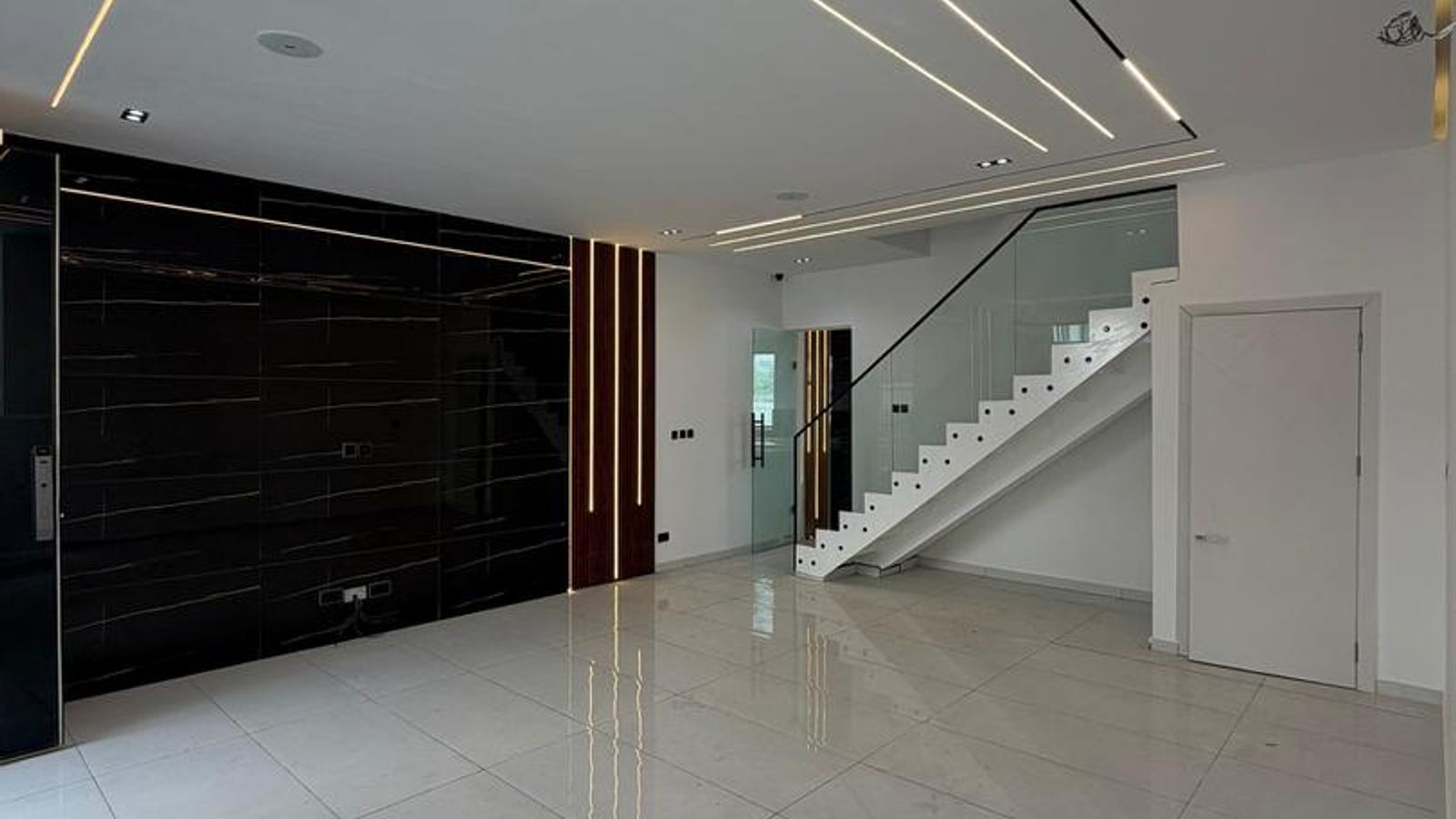 4 Bedroom Semi Detached Duplex