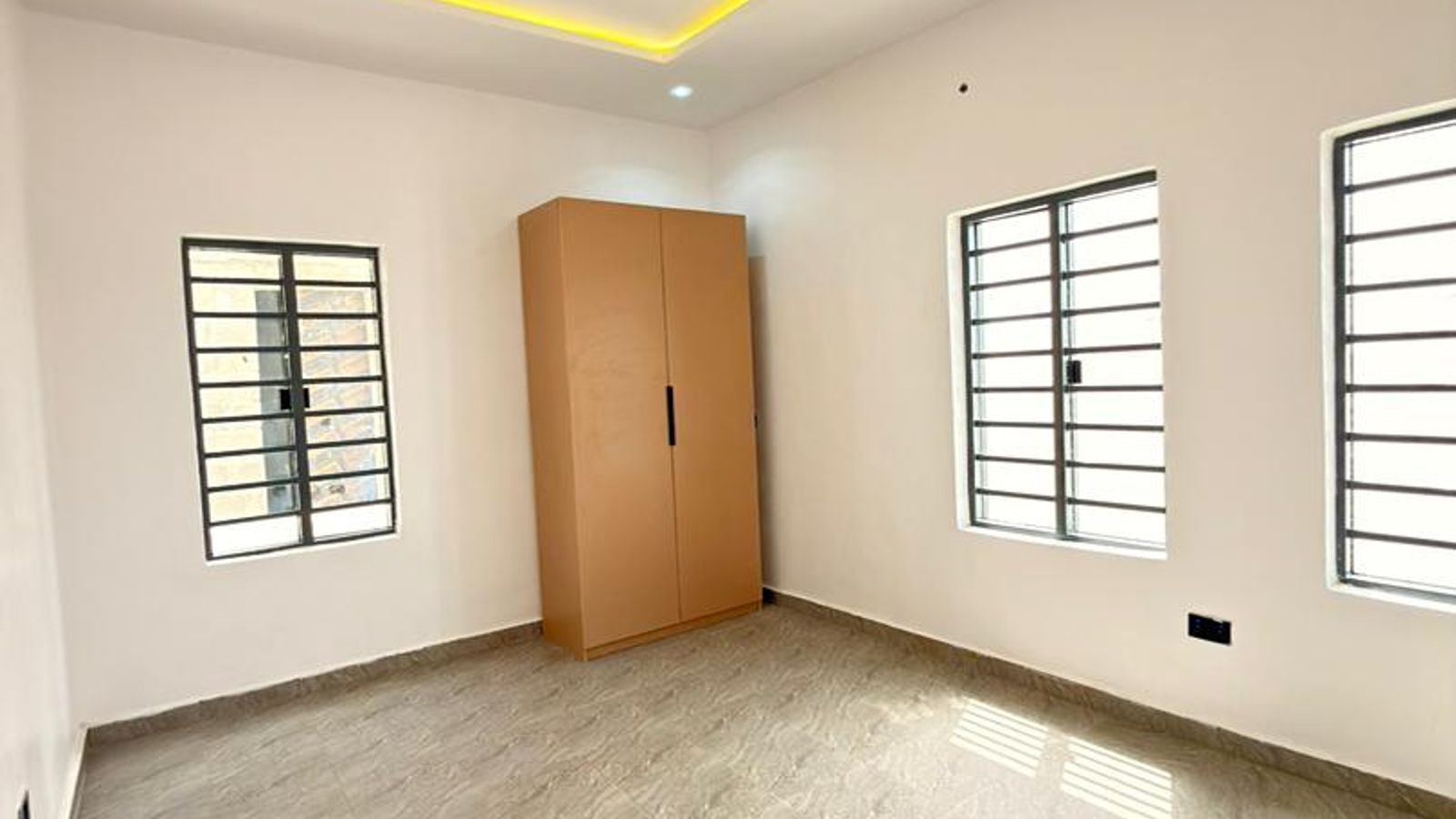 4 Bedroom Fully Detached Duplex
