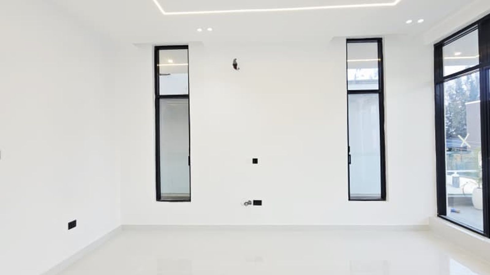 5 Bedroom Fully Detached Duplex