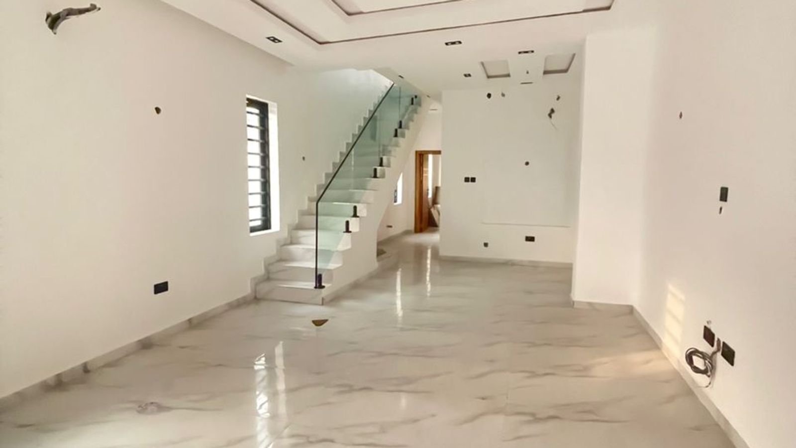5 Bedroom Fully Detached Duplex
