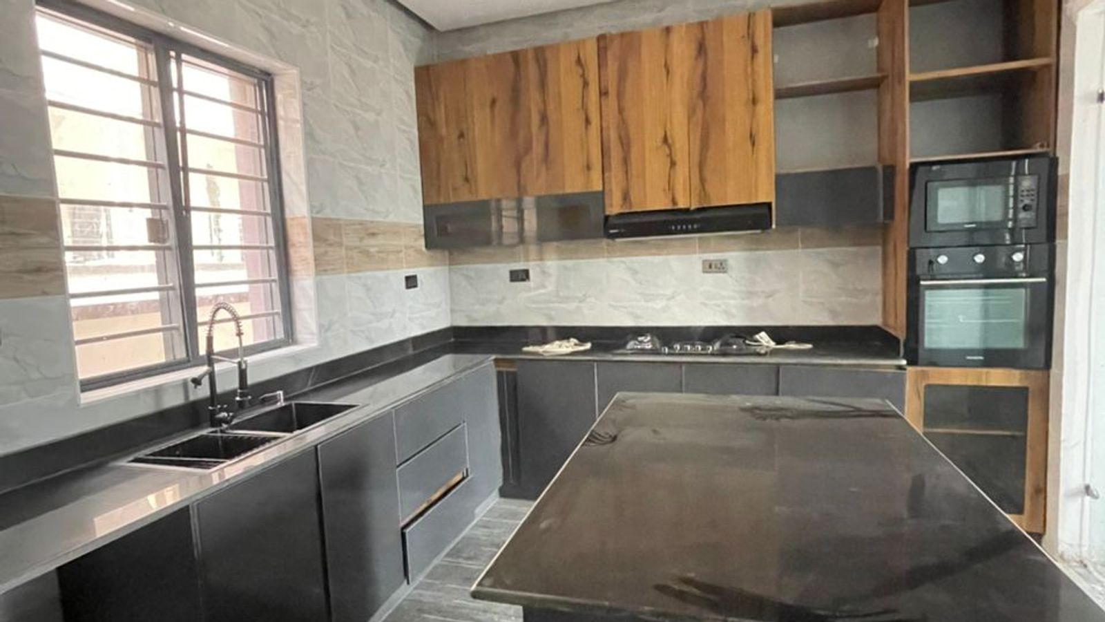 4 Bedroom Fully Detached Duplex