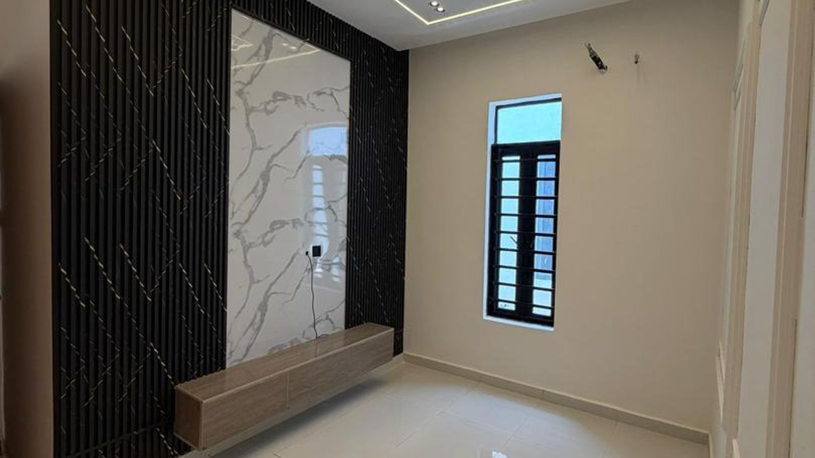 5 Bedroom Fully Detached Duplex