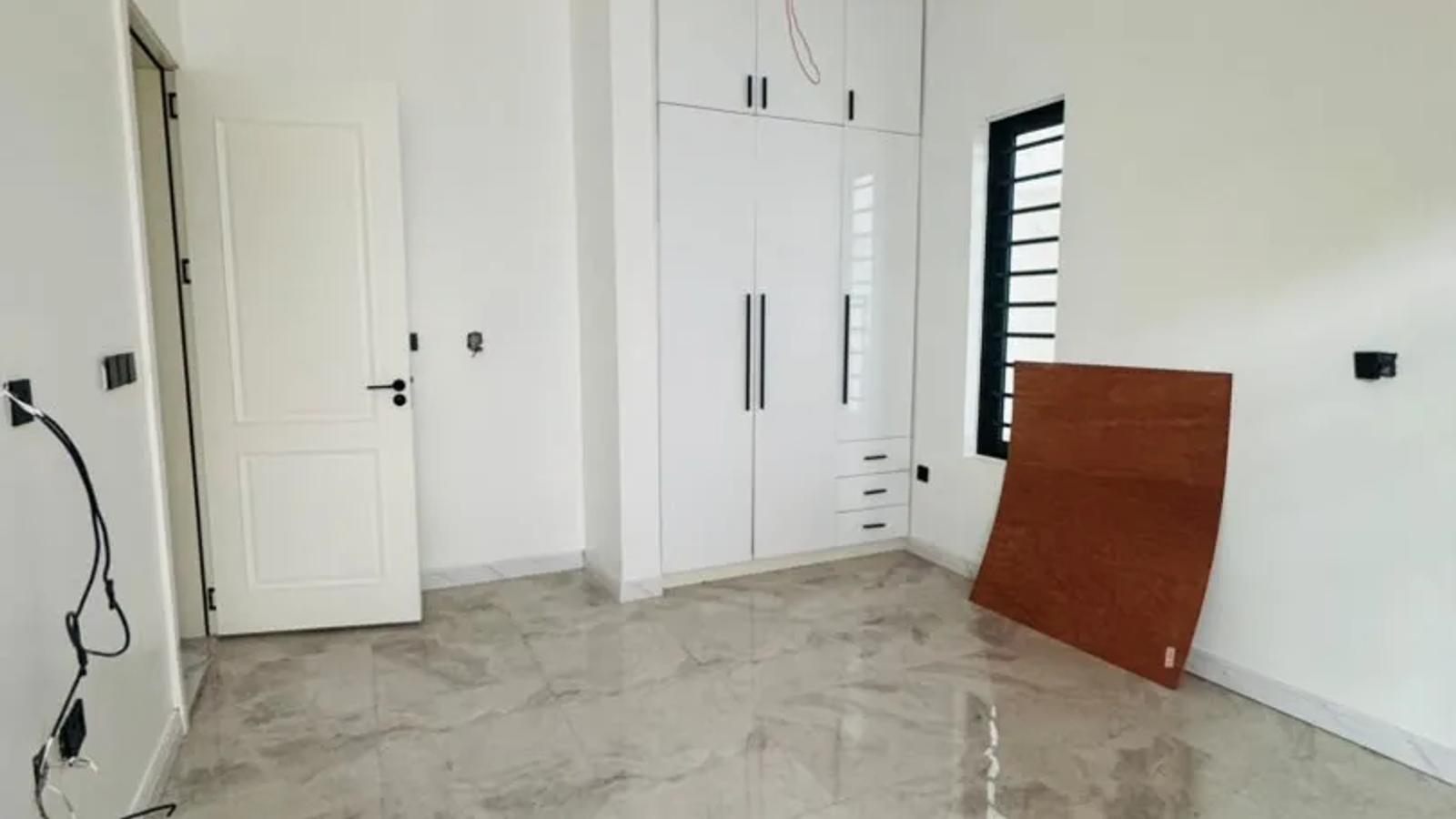 4 Bedroom Semi Detached Duplex