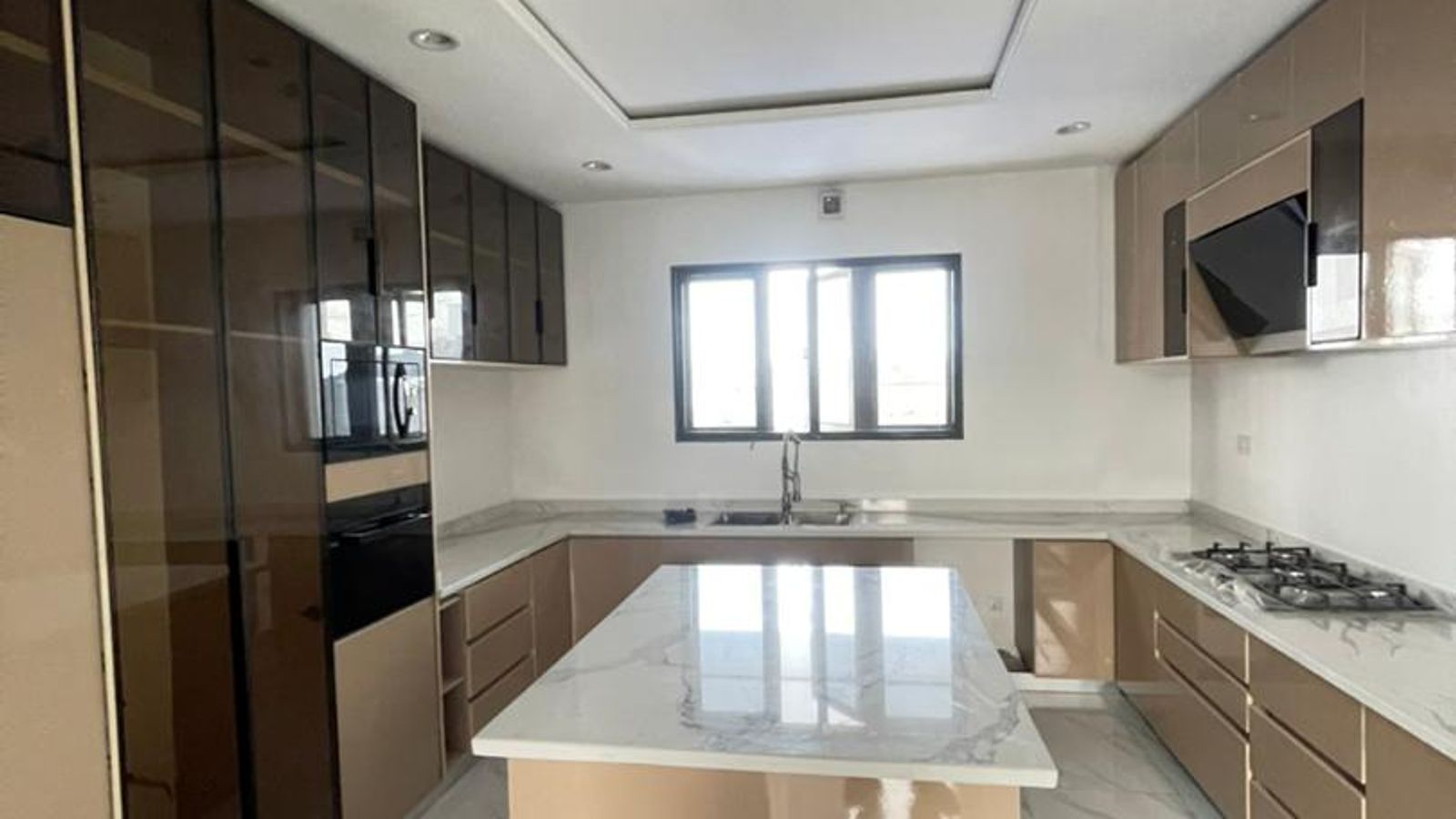 5 Bedroom Fully Detached Duplex