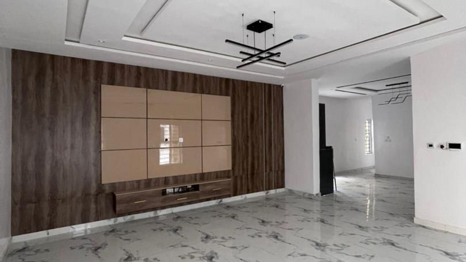 5 Bedroom Fully Detached Duplex