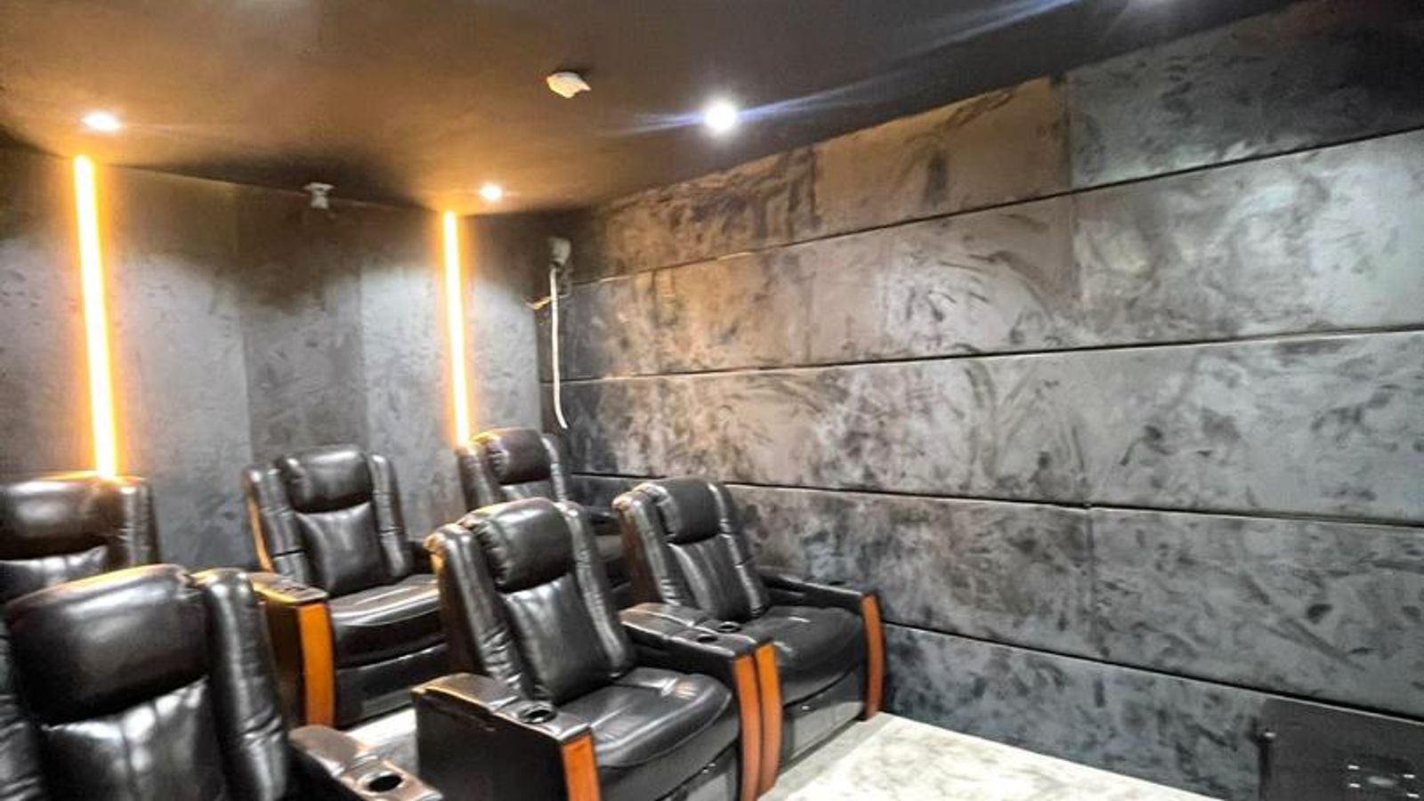 5 Bedroom Fully Detached Duplex