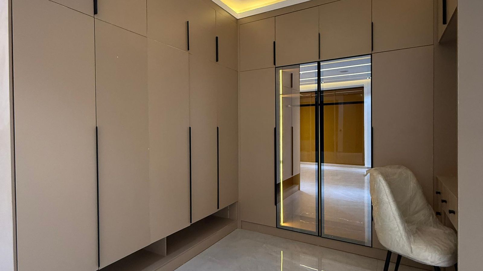 5 Bedroom Fully Detached Duplex