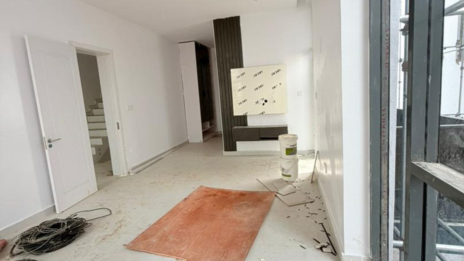 5 Bedroom Fully Detached Duplex