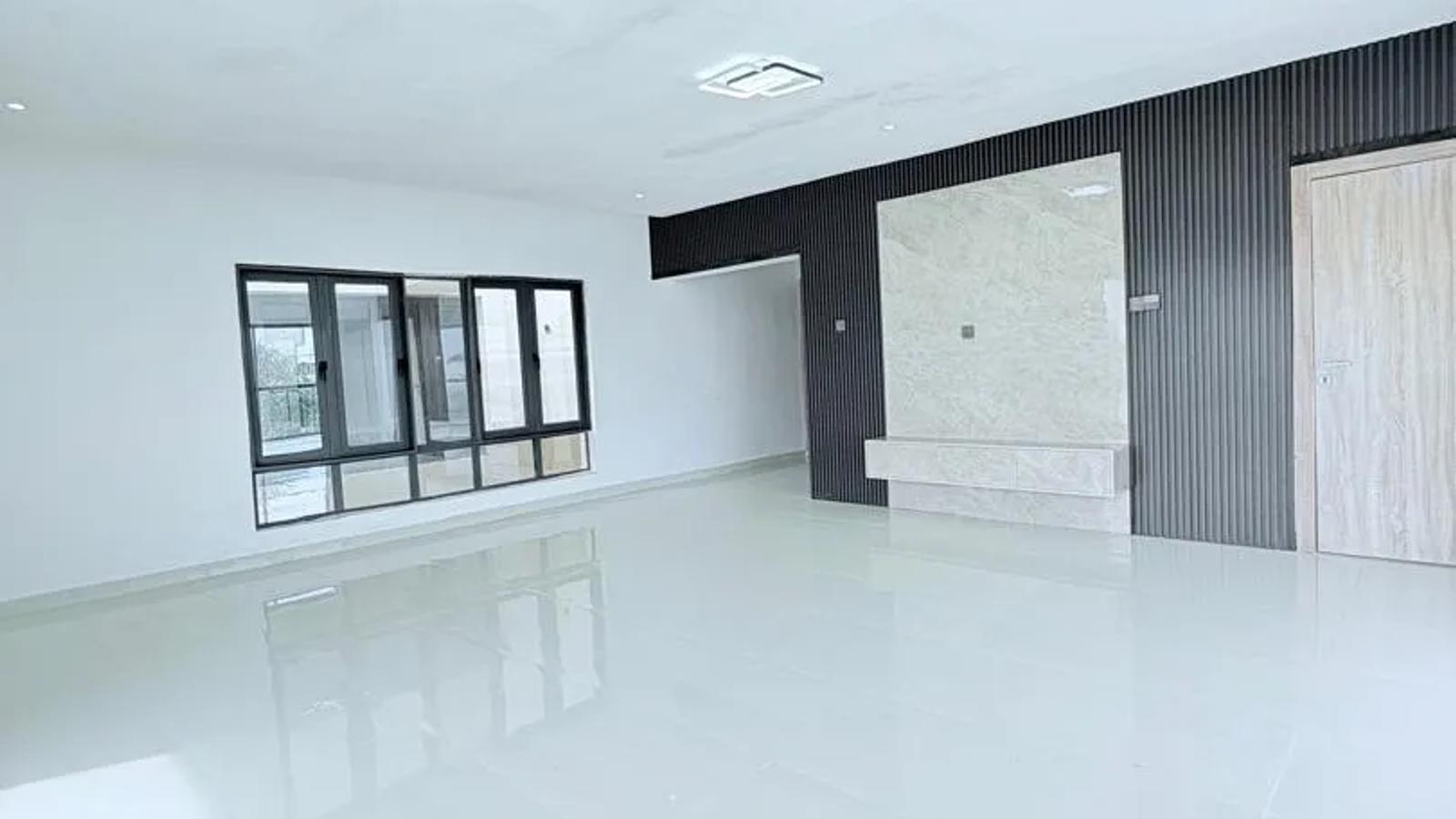 5 Bedroom Fully Detached Duplex