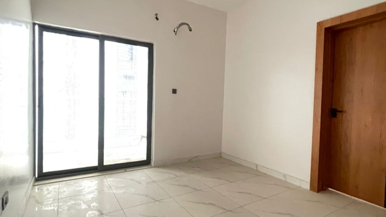 5 Bedroom Semi Detached Duplex