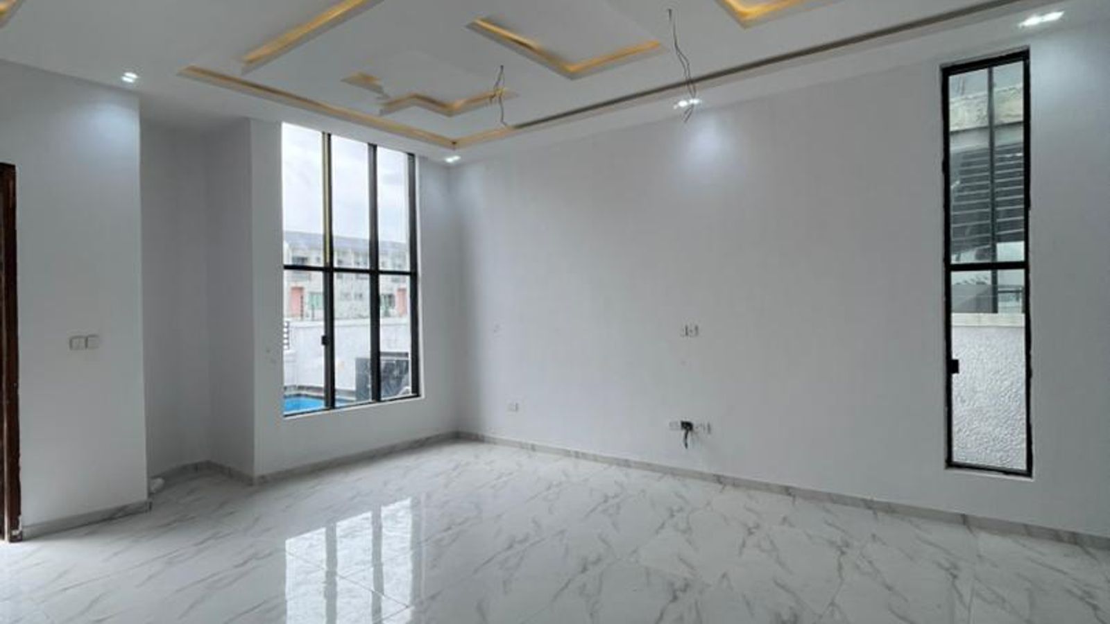 4 Bedroom Fully Detached Duplex