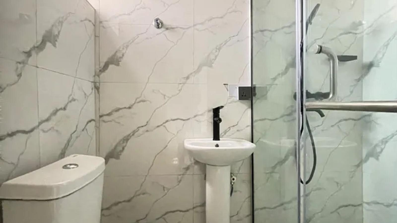 2 BEDROOM APARTMENT