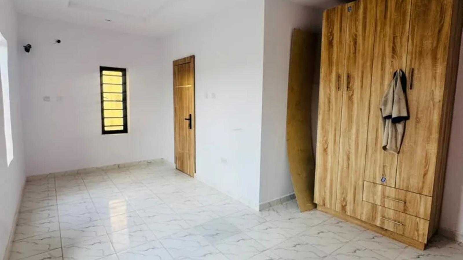 4 Bedroom Semi Detached Duplex