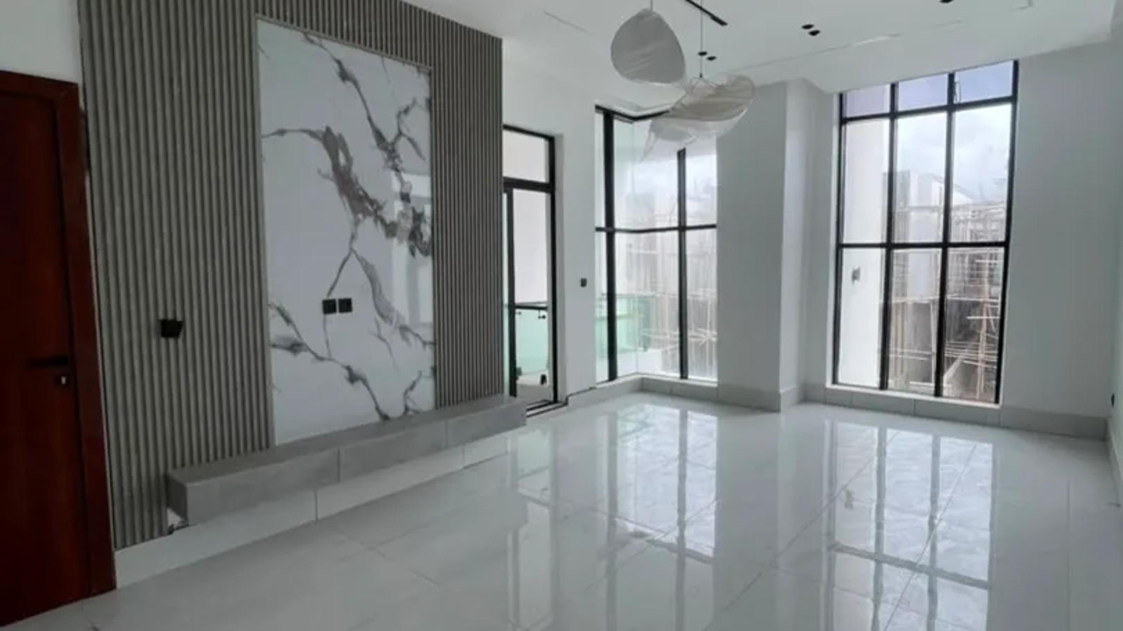 5 Bedroom Fully Detached Duplex