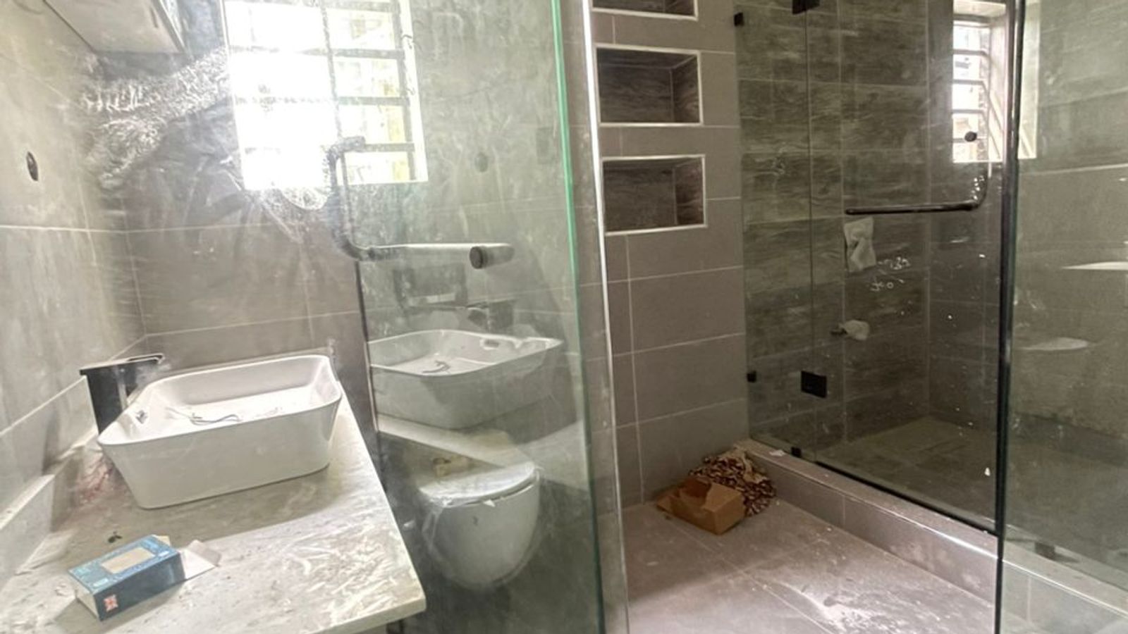 4 Bedroom Fully Detached Duplex