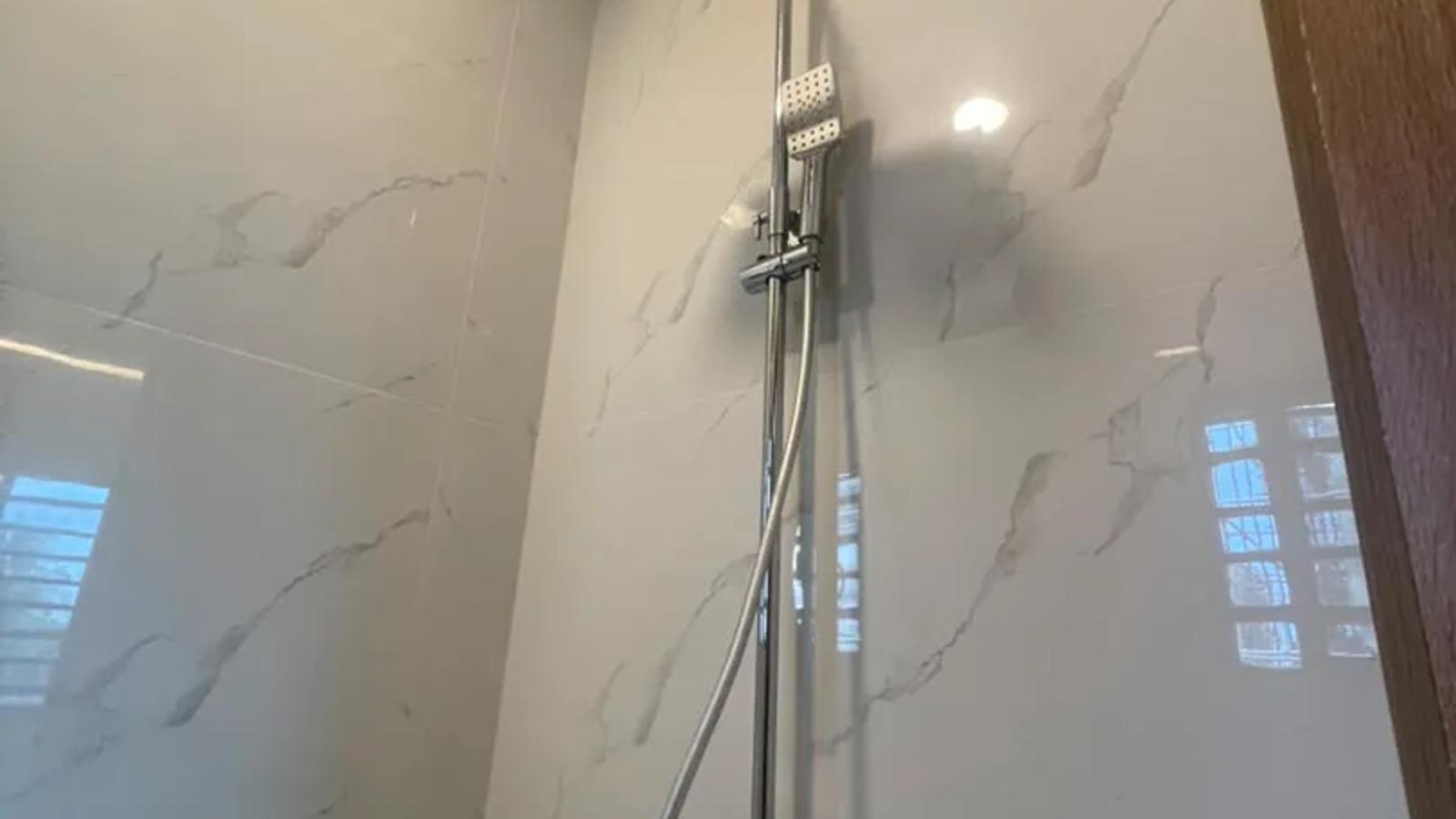 4 BEDROOM MAISONETTE WITH BQ