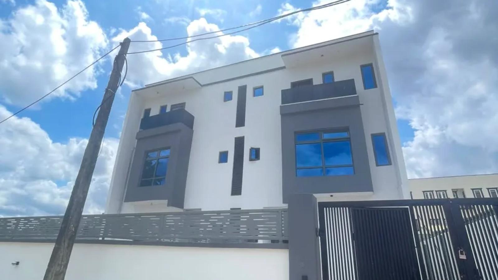 4 Bedroom Semi Detached Duplex