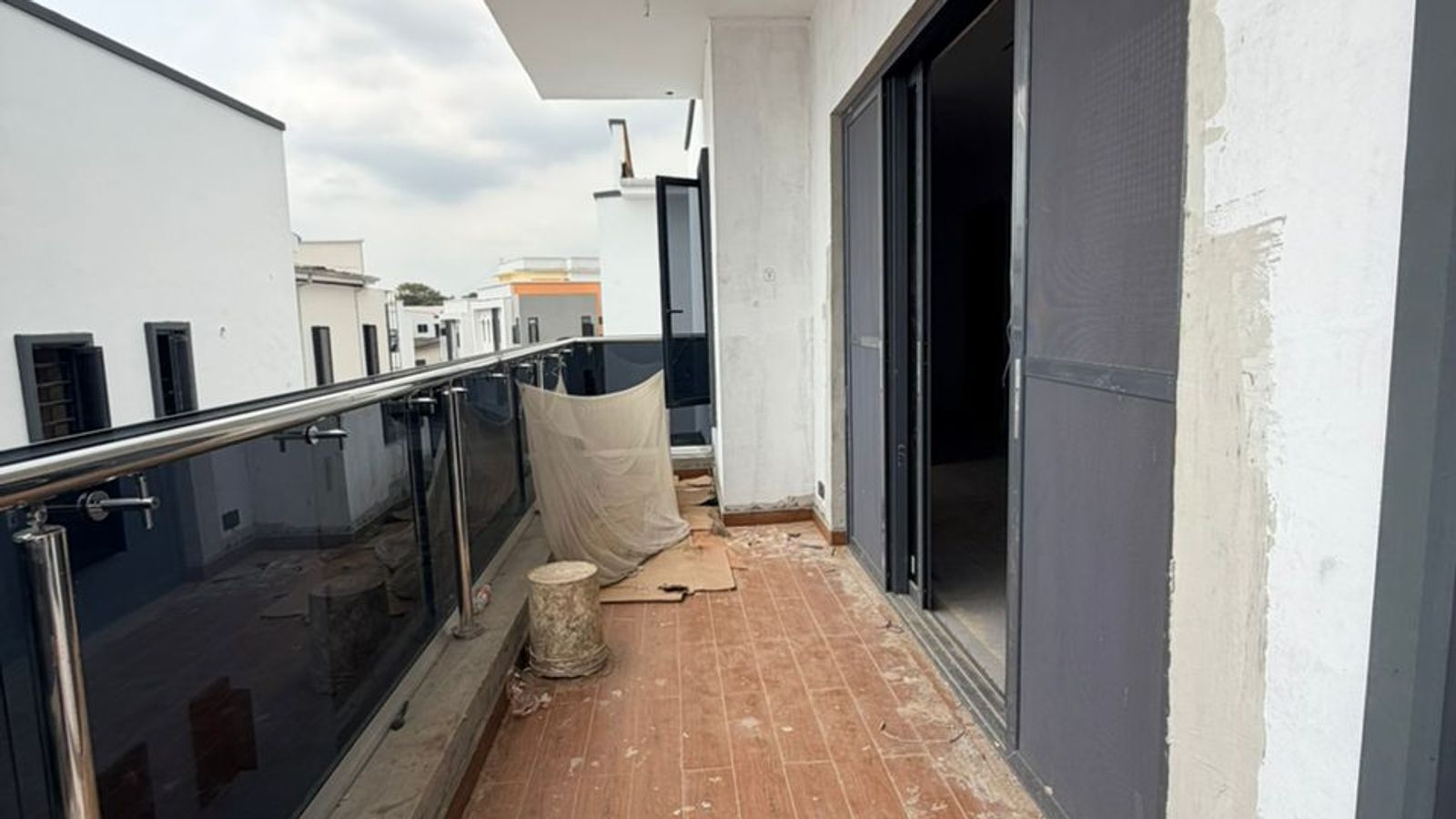 4 Bedroom Fully Detached Duplex