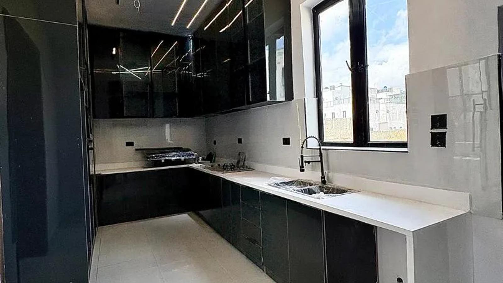 4 Bedroom Fully Detached Duplex