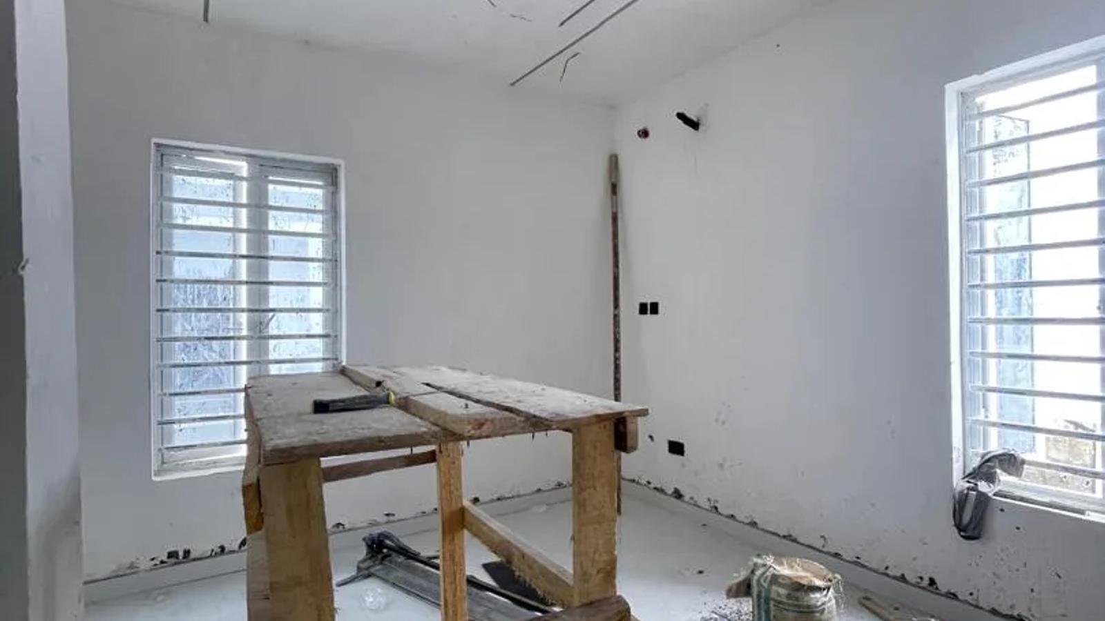 5 Bedroom Fully Detached Duplex