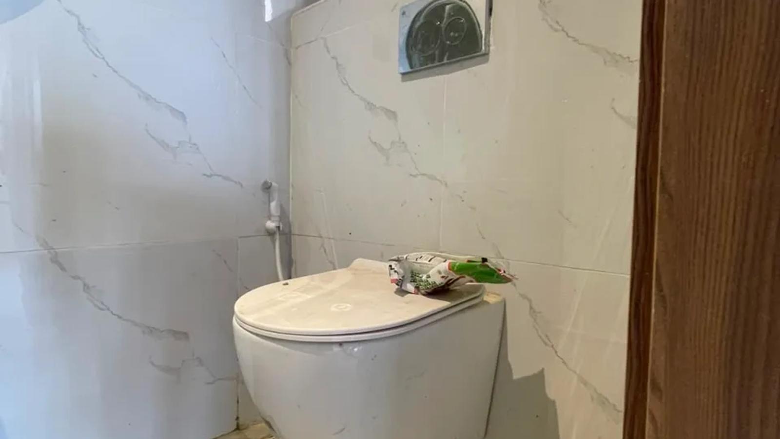 4 BEDROOM FULLY DETACHED DUPLEX