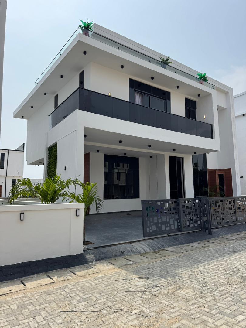 5 Bedroom