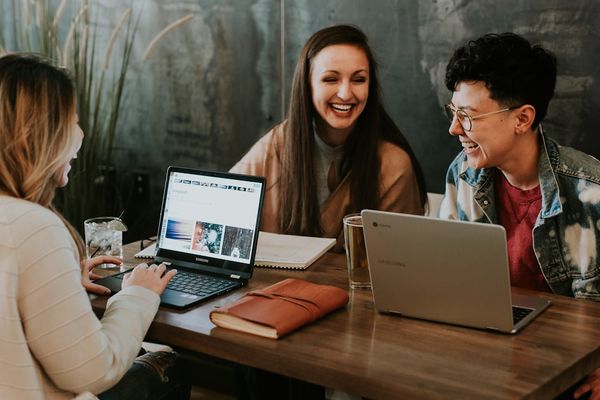 How to Detect AI-Generated Content on Pinterest