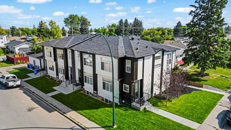 2402 41 St SE (4-plex) photo 3