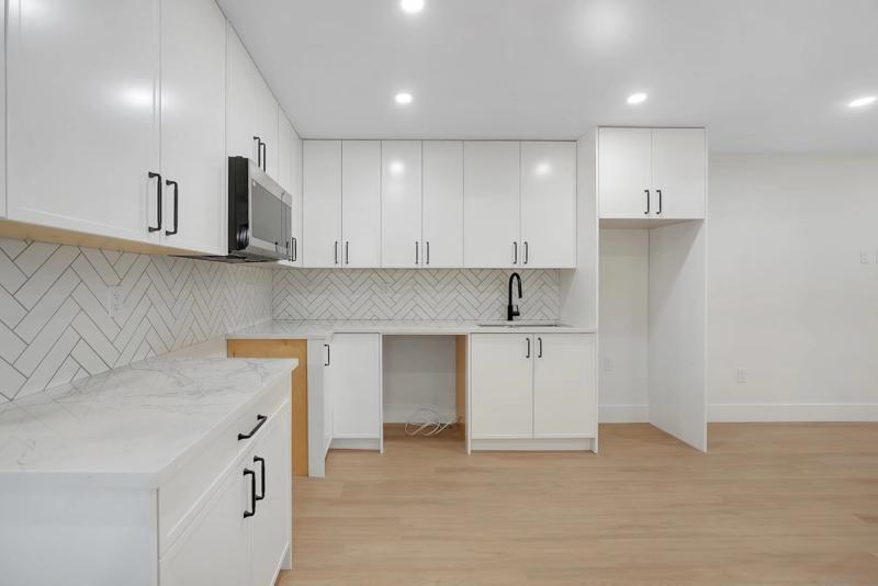 Flooring & Tile