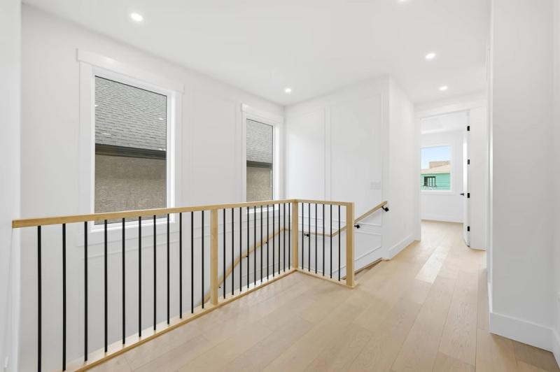 Stairs & Railings