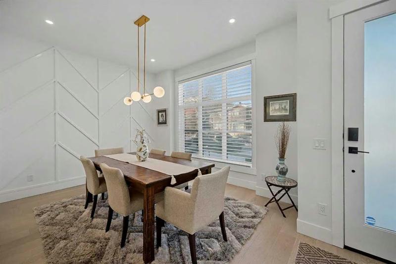 453 & 455 26 Ave NW photo 4