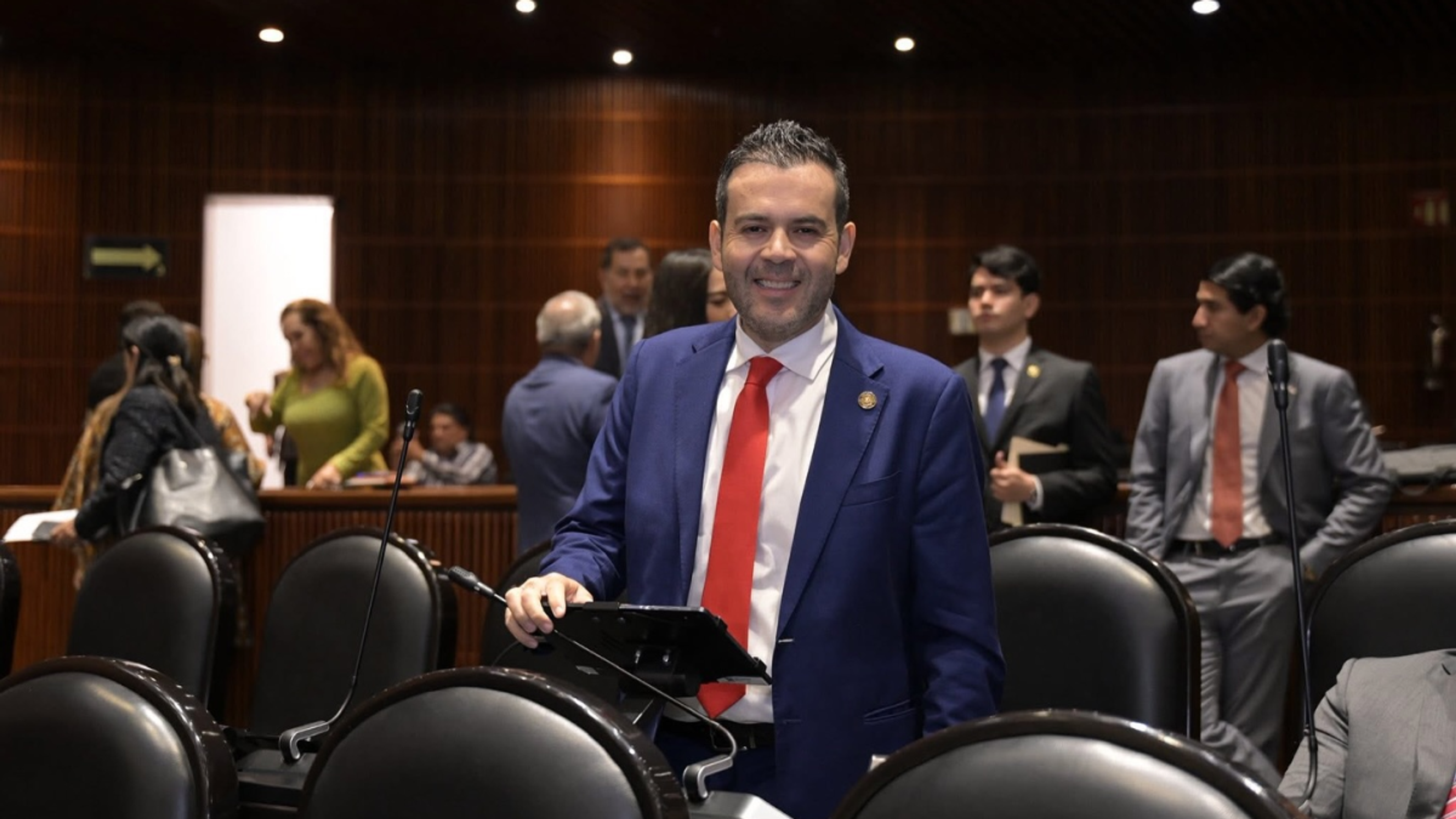Ulises Mejía se afianza como puntero en Zacatecas 2027; lidera interna de Morena y escenarios clave, revela SRC