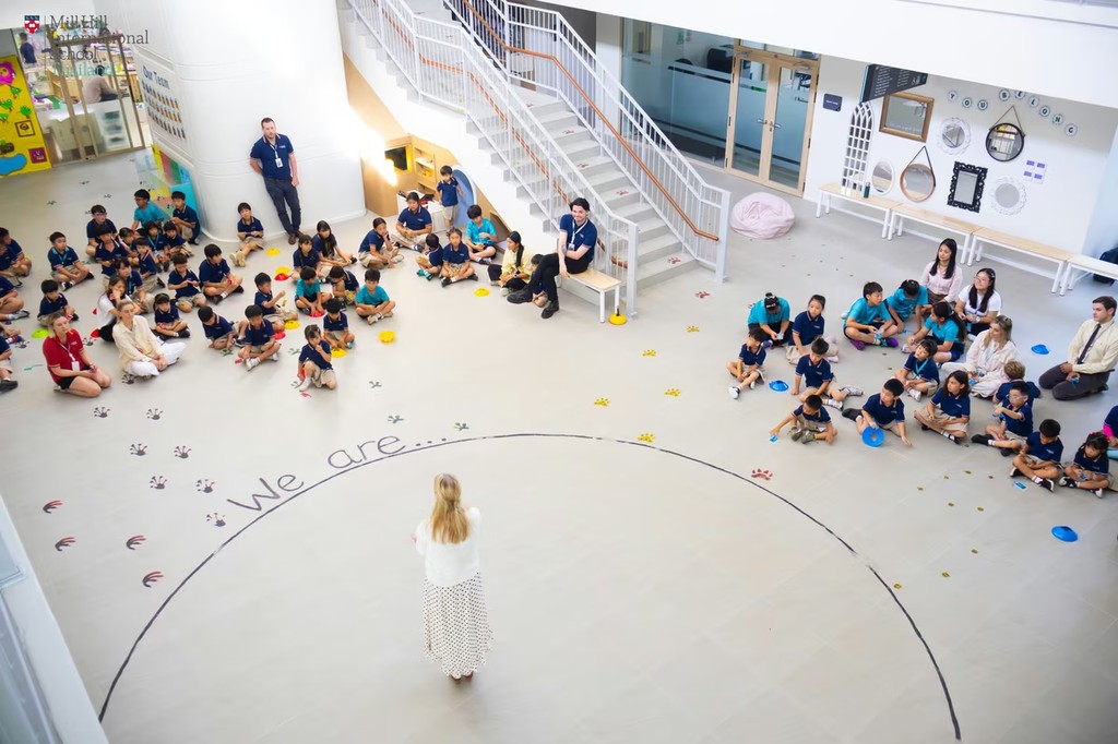 The British Way: Launch of the House System