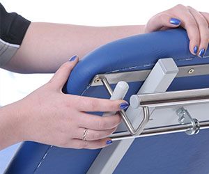 Adjustable headrest