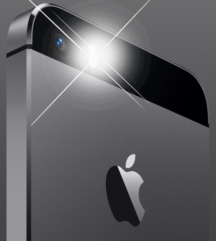 Alerting devices for deaf and hard of hearing individuals using a smartphone with a bright LED flash notification to signal alerts and incoming events