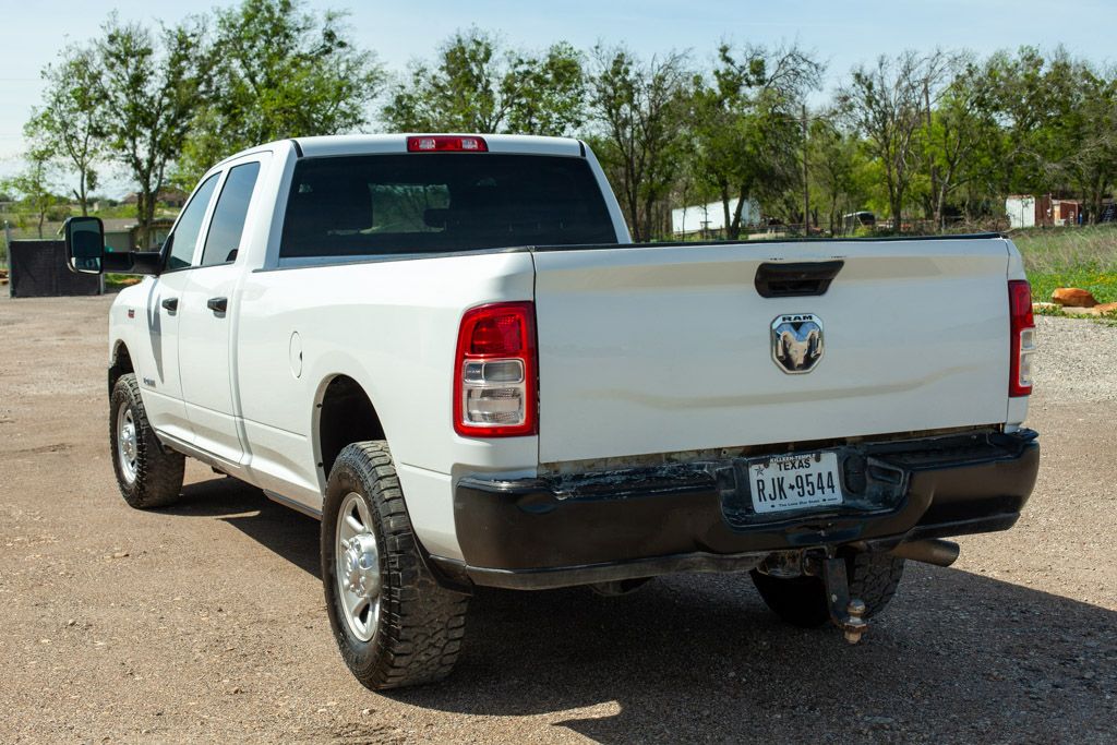 Crew Cab | Tradesman 4x2 | 6.4L Hemi Gasoline | Backup Camera | Anti-Spin Differential | Trailer Brake Controller | Exterior 115V Outlet.
