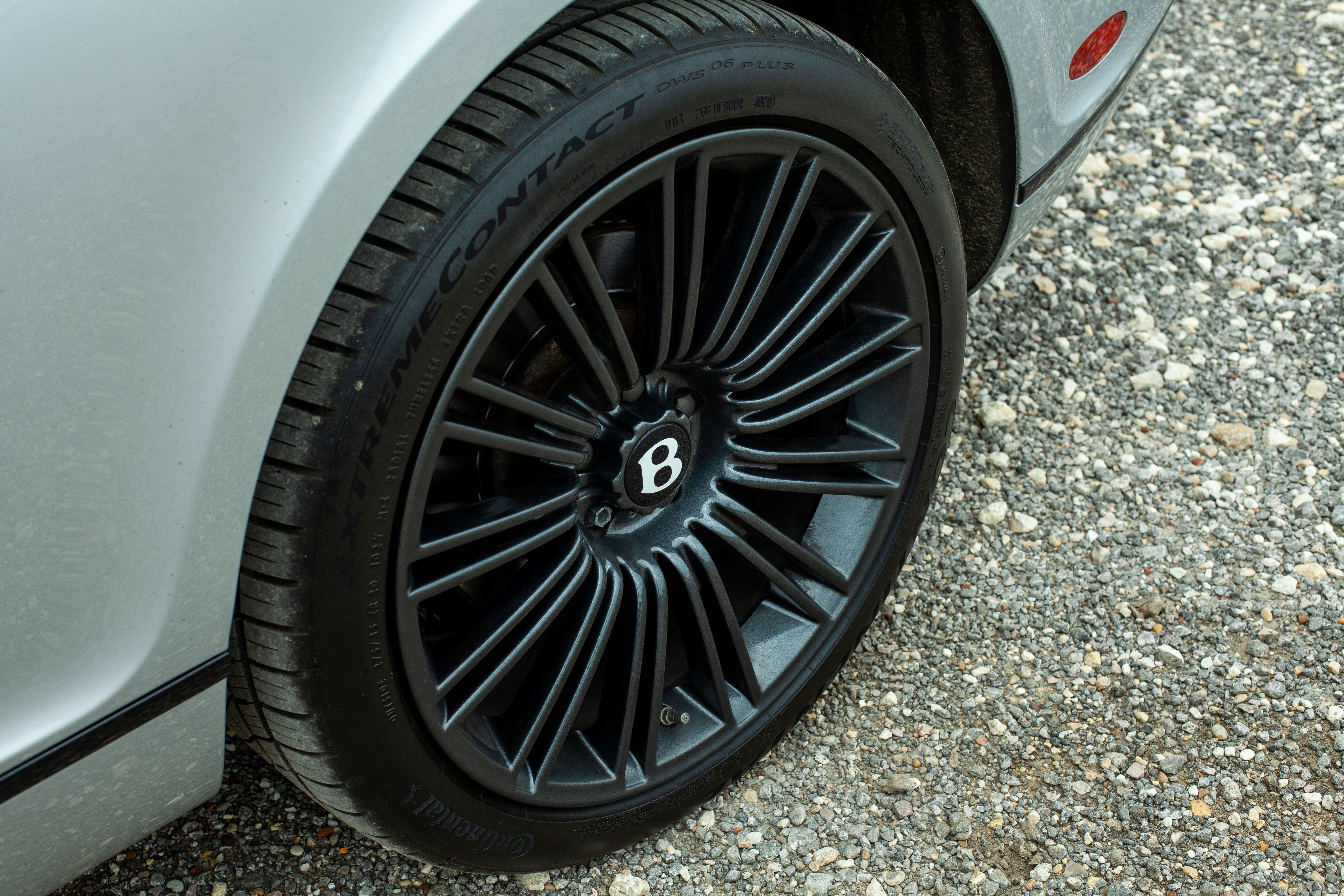 6.0L 12 Cylinder, 600HP, AWD