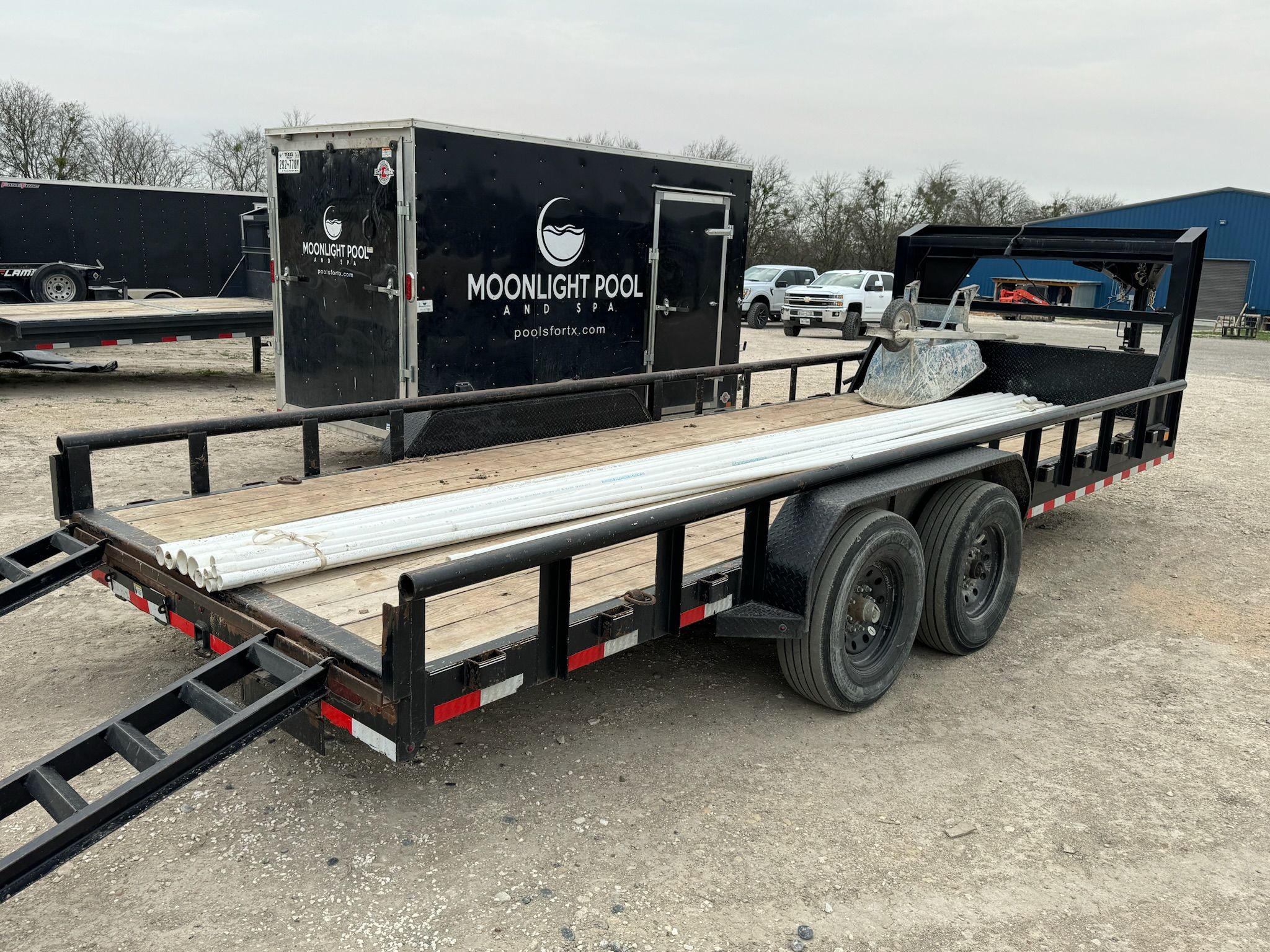 C520R72IK | 83” x 20’, 14000 lbs gross weight, Gooseneck